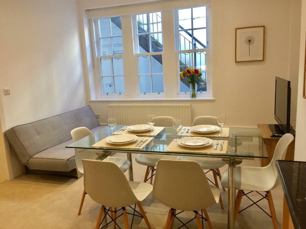 Stylish Apartment In Victoria London Exterior photo